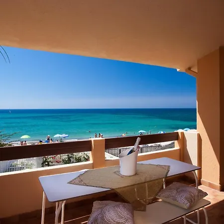 Lucia Sul Mare Villa *